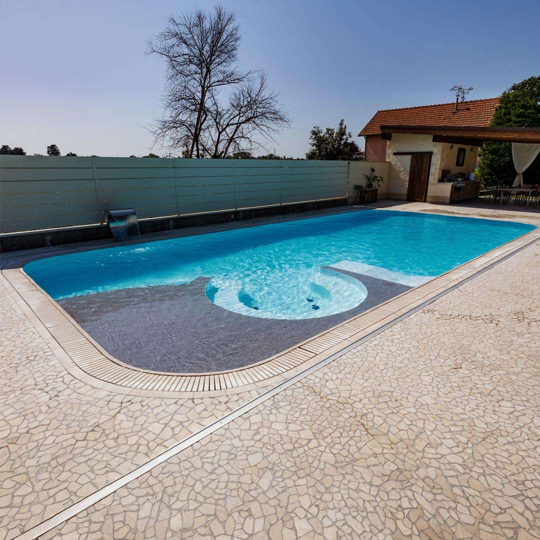 Piscina interrata Sfioro-Top Evolution Solaris